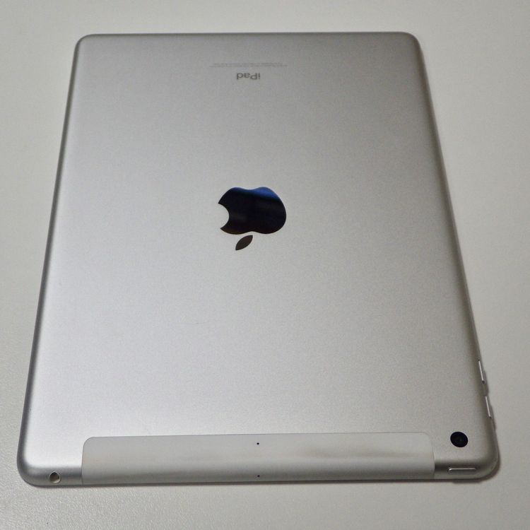 SIMե꡼ iPad(6) Wi-Fi + Cellular 32GB 95% ̵