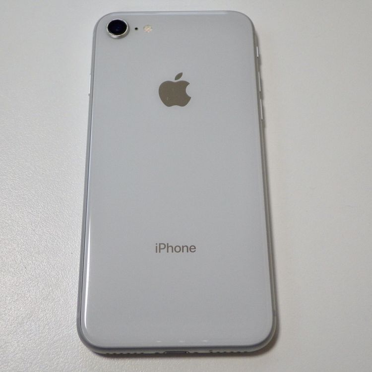 SIM�ե꡼ iPhone8 64GB ����С� ����91% ����̵��