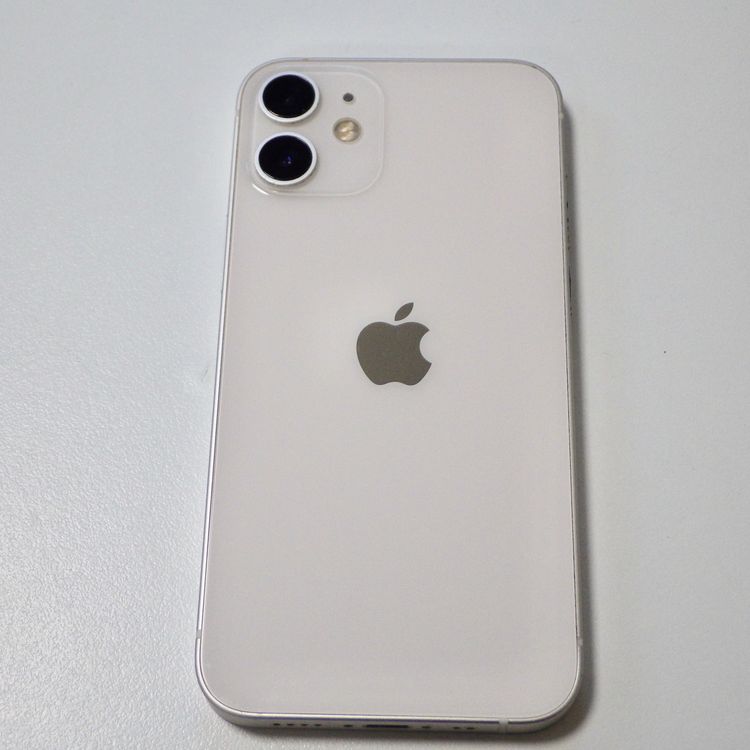 SIM�ե꡼ iPhone12 mini 128GB �ۥ磻�� ����83% ����̵��