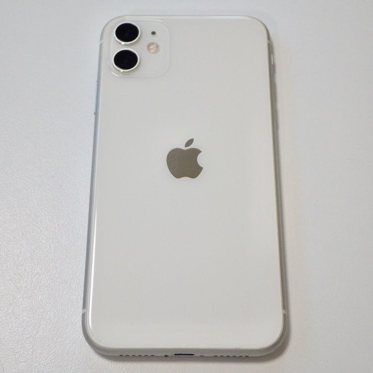 SIM�ե꡼ iPhone11 128GB ����83% �ۥ磻�� ����̵��