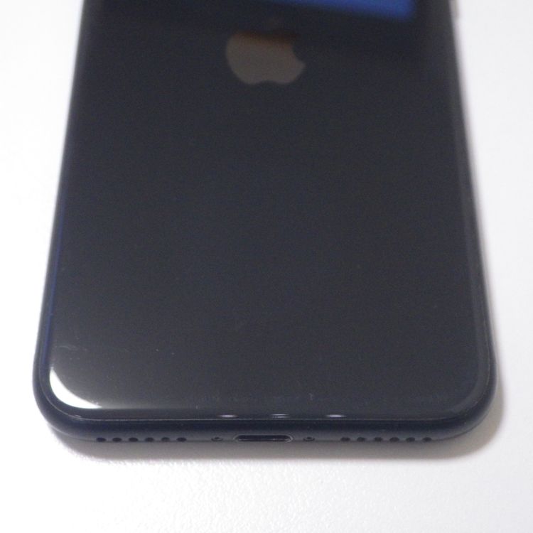 SIM�ե꡼ iPhone SE(�裲����) 128GB ���쥤 ����87% ����̵��