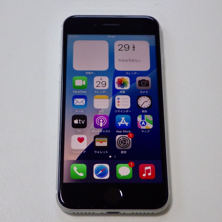 SIM�ե꡼ iPhone SE(�裲����) 64GB �ۥ磻�� ����86% ����̵��