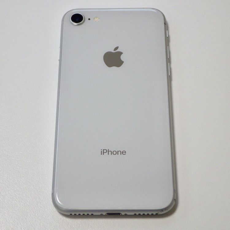 SIM�ե꡼ iPhone8 64GB ����С� ����89% ����̵��