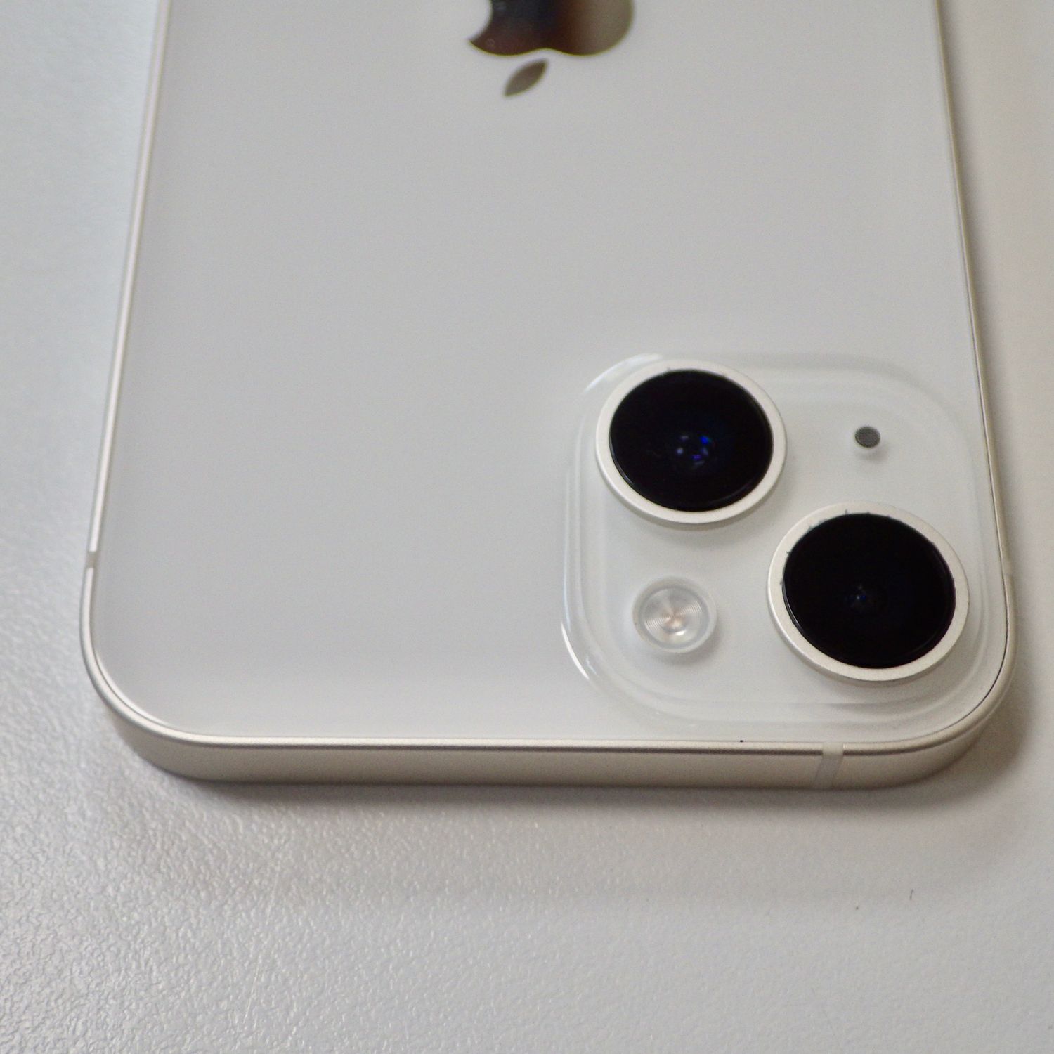 ムスビー｜超美品 SIMフリー iPhone14 128GB スターライト 電池