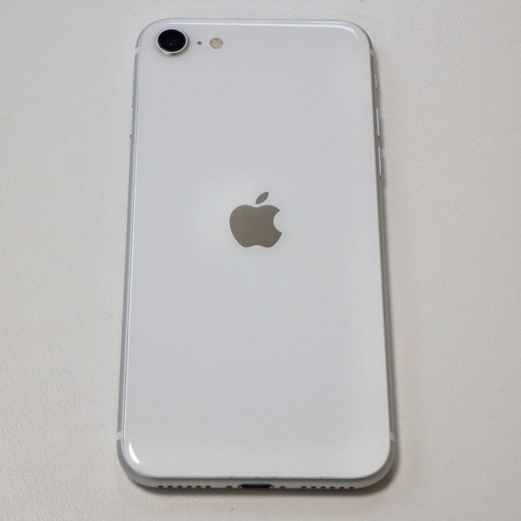 SIM�ե꡼ iPhone SE(�裲����) 64GB �ۥ磻�� ����86% ����̵��