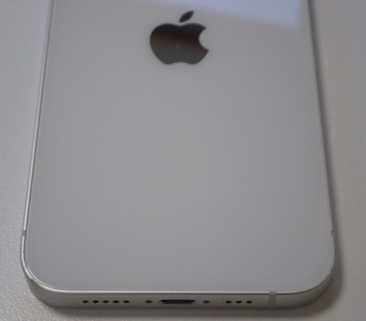 SIM�ե꡼ iPhone14 128GB �ۥ磻�� ����77% ����̵��