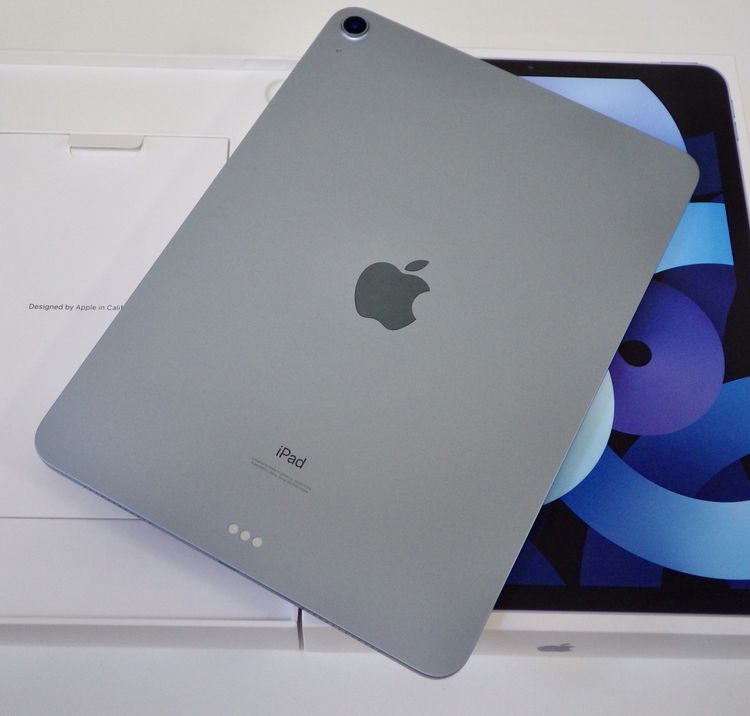 Ķ���� iPad Air(��4����) 256GB Wi-Fi��ǥ� �֥롼 ����̵��