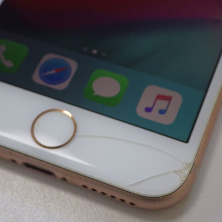 ios 12.3 SIM�ե꡼ iPhone8 64GB ������� ����88% ����̵��