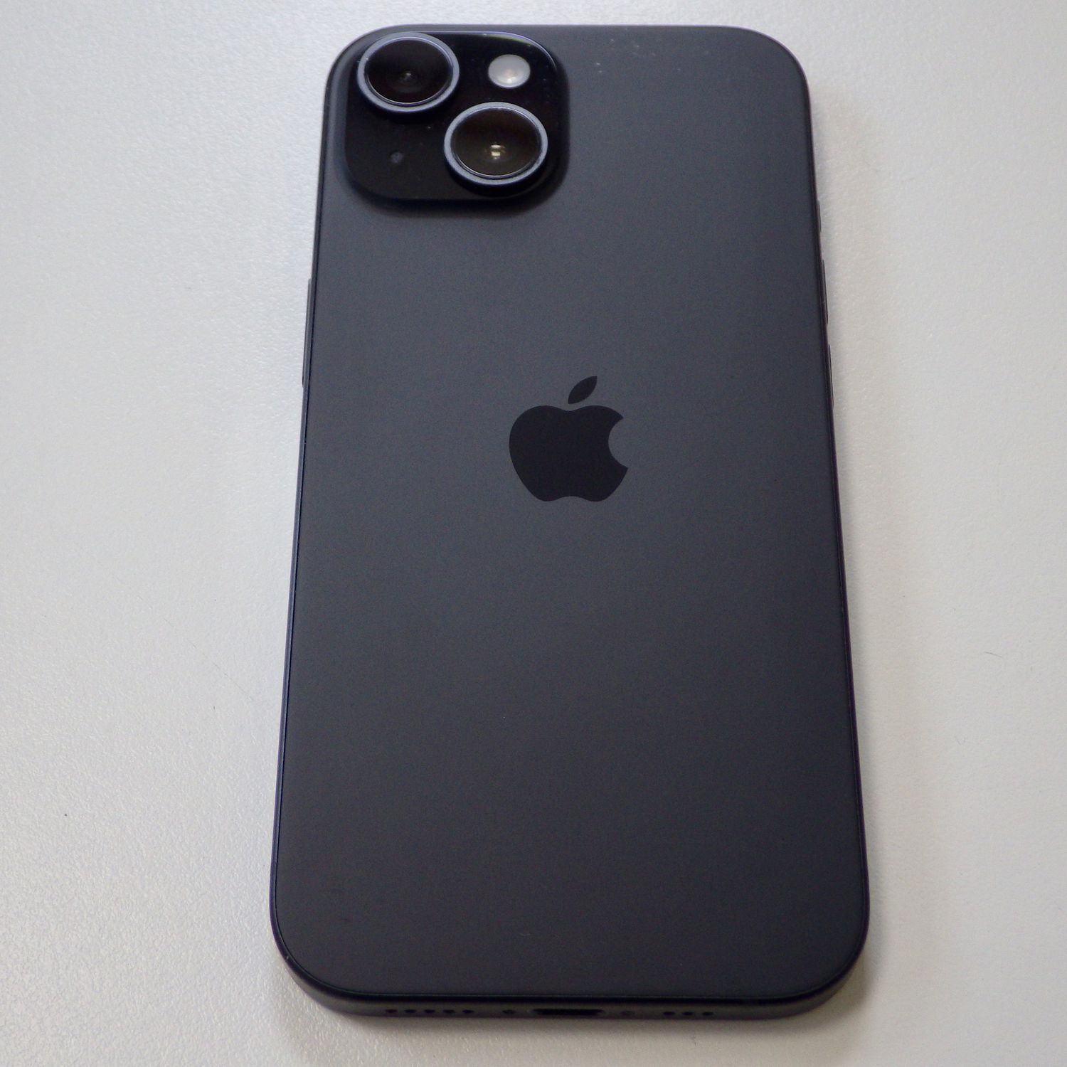 ムスビー｜SIMフリー iPhone15 128GB ブラック 85％ 送料無料