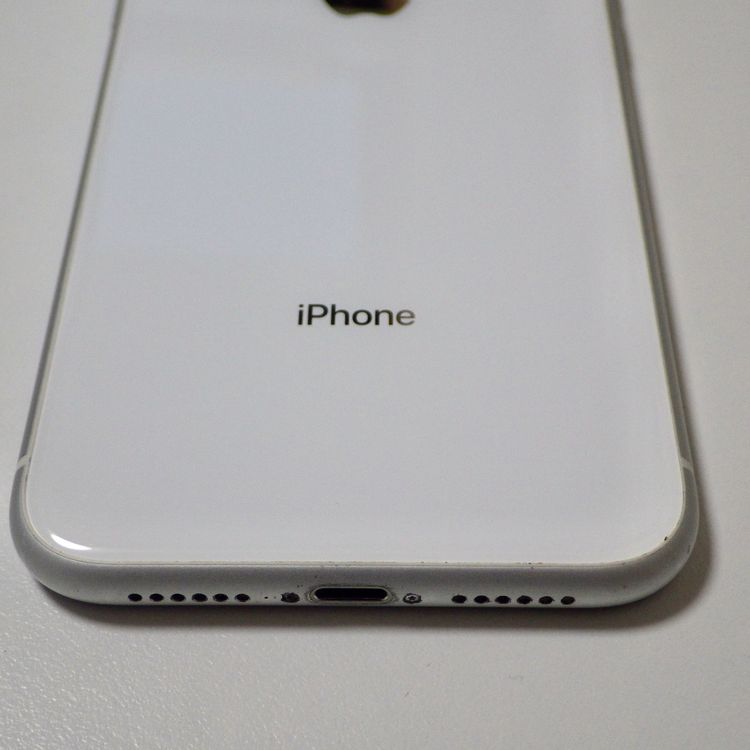 SIM�ե꡼ iPhoneXR 128GB  ����74% �ۥ磻�� ����̵��