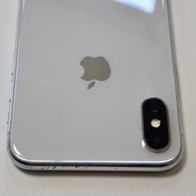 SIM�ե꡼ iPhoneX 256GB ����С� 81% ����̵��