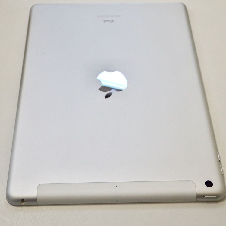 Ķ���� SIM�ե꡼ iPad(��7����) Wi-Fi + Cellular 32GB ����97%