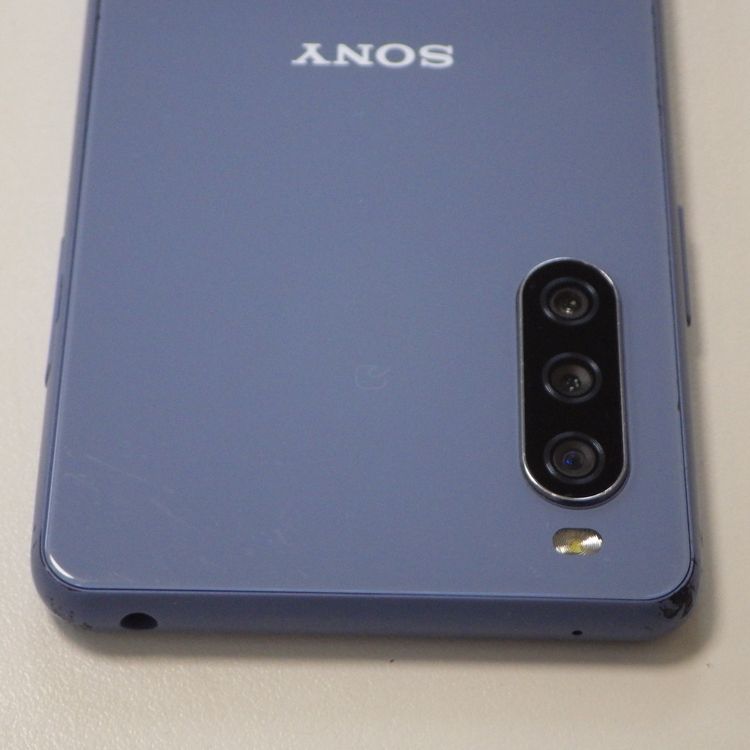 SIM�ե꡼ docomo Xperia 10 III SO-52B �֥롼 ����̵��