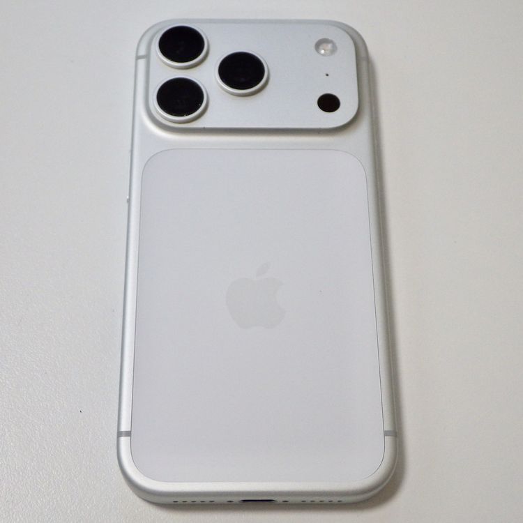 Ķ���� SIM�ե꡼ iPhone17 Pro 1TB ����С� ����96% ����̵��