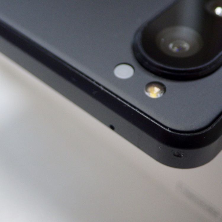 SIM�ե꡼ docomo  Xperia 1 III SO-51B �֥�å� ����̵��