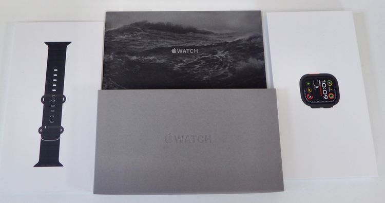 Apple Watch Ultra 2 GPS+Cellular �֥�å�/�֥�å����������Х��