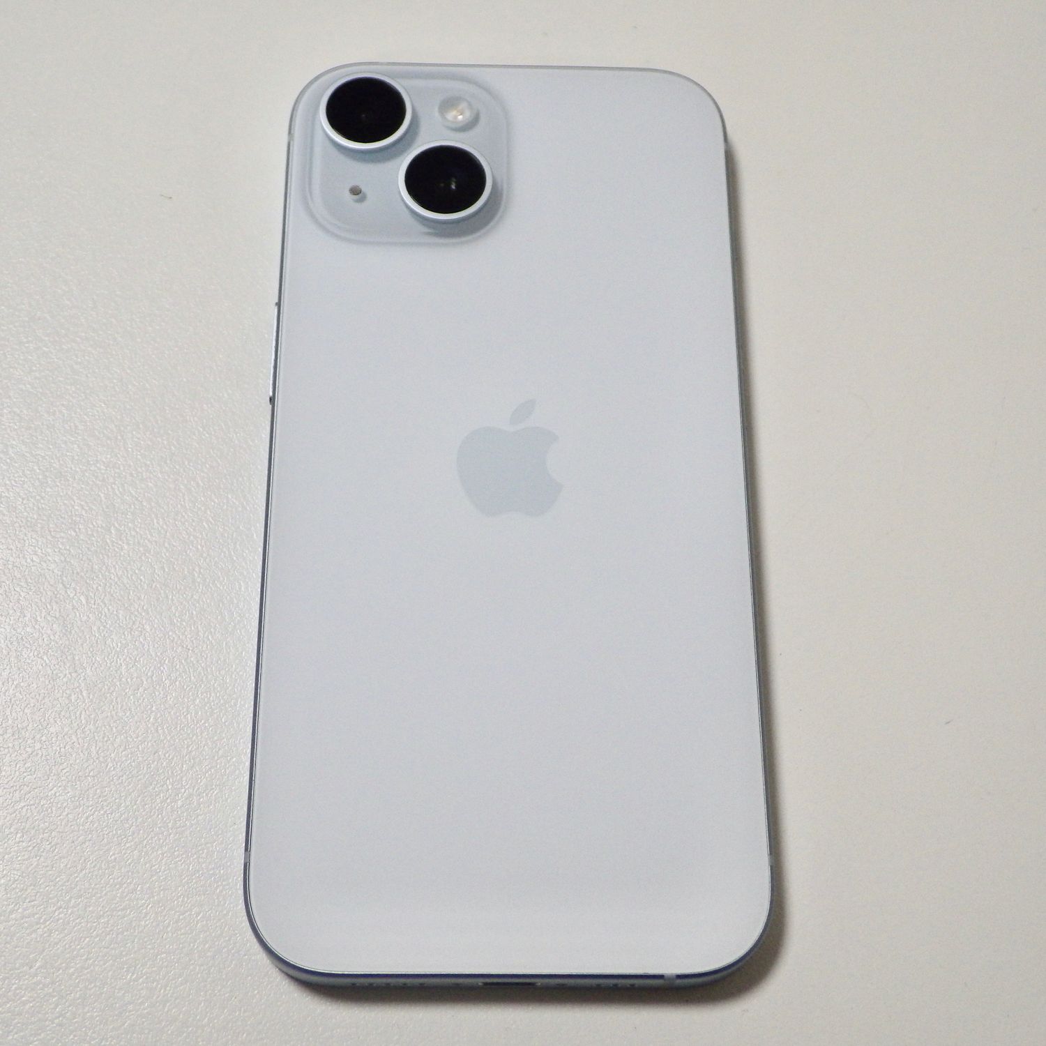 ムスビー｜SIMフリー iPhone15 128GB 電池94% ブルー 送料無料