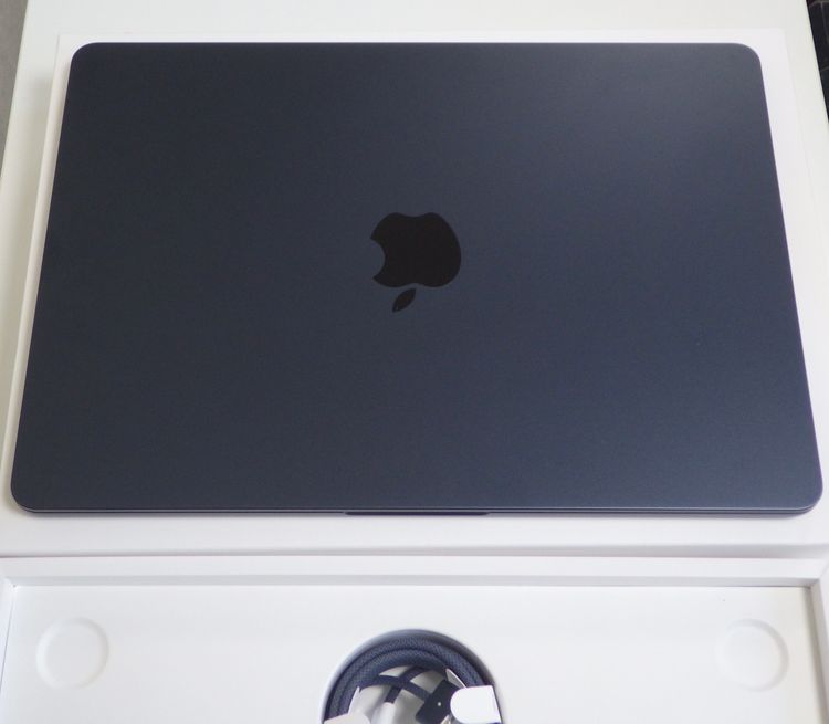 MacBook Air M2 8GB/256GB13.6����� �Хåƥ꡼100% ����̵��