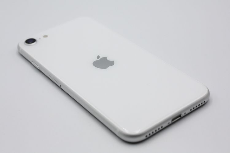 ����Ʊ���� �Хåƥ꡼�����ɹ�(100%) iPhoneSE ��2���� 64GB