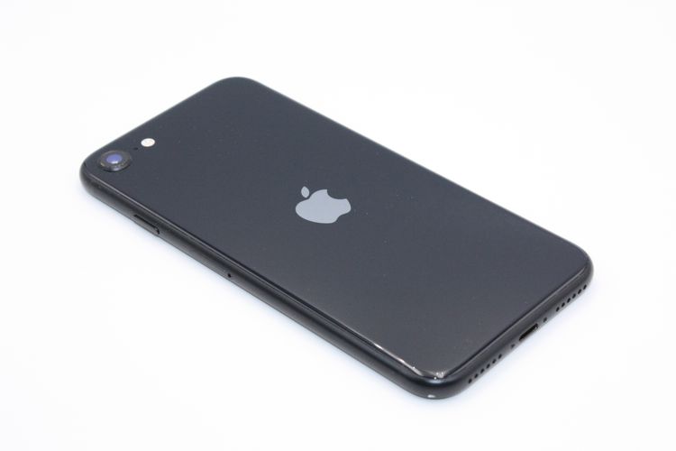 ò iPhone SE 3 64GB SIMե꡼ ߥåɥʥ B
