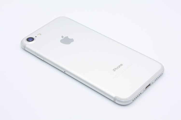 iPhone7 32GB SIMåѤ С B