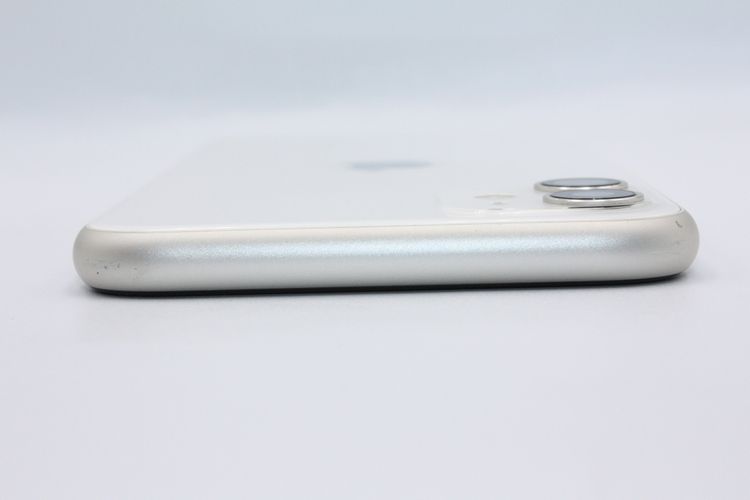 iPhone11 64GB SIM���å�����Ѥ� �ۥ磻�� C���