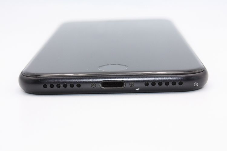 ò iPhoneSE 2 64GB ֥å SIMե꡼ B
