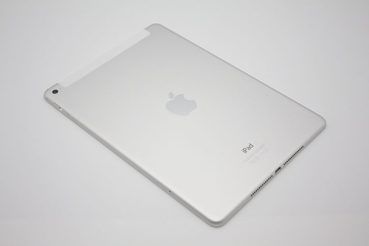 iPad Air 2 Wi-Fi + Cellular 16GB ����С� au B���