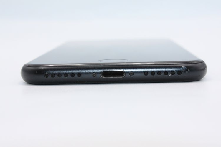 iPhoneSE ��3���� 64GB SIM�ե꡼ �ߥåɥʥ��� C���