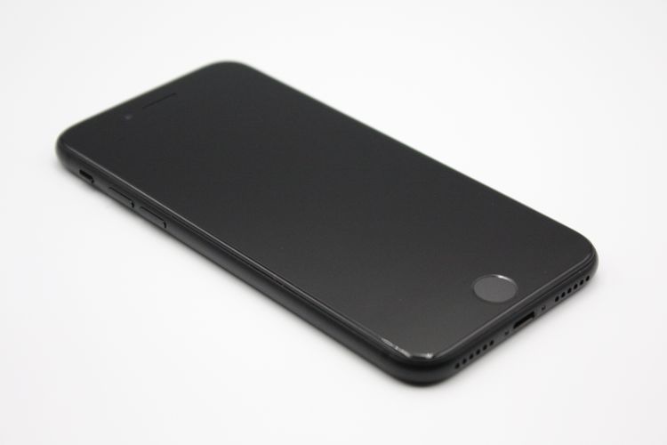 iPhoneSE ��2���� 64GB �֥�å� SIM���å�����Ѥ� B���