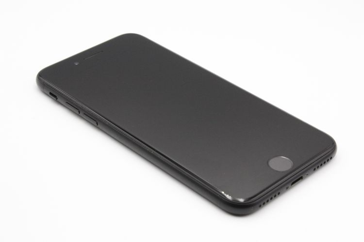iPhoneSE ��2���� 64GB �֥�å� SIM���å�����Ѥ� B���