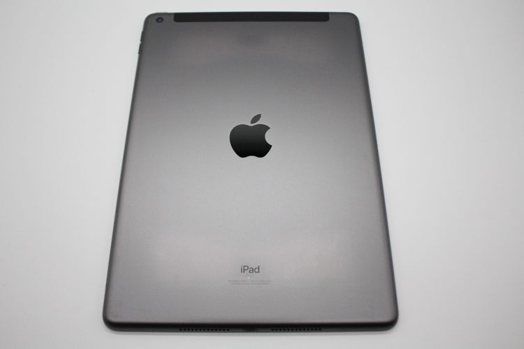 iPad ��9���� 64GB Wi-Fi + Cellular��ǥ� ���ڡ������쥤 B���
