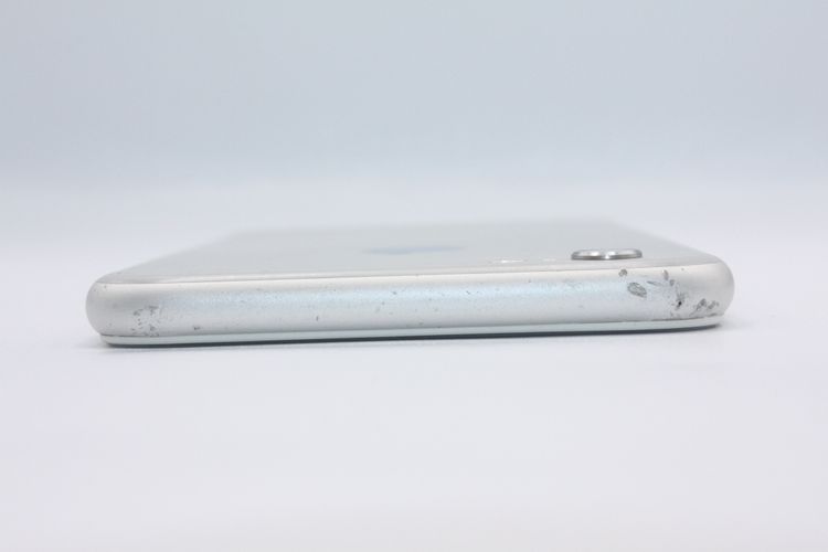 �������ò� �Хåƥ꡼�����ɹ�(96%) iPhone6 64GB ����С� au �������