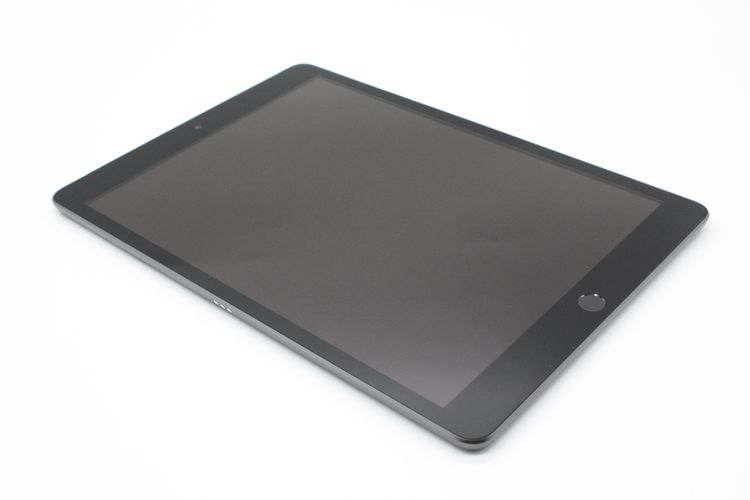 iPad ��9���� 64GB Wi-Fi + Cellular��ǥ� ���ڡ������쥤 B���