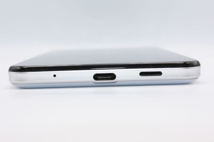 AQUOS zero5G basic DX SHG02 �ۥ磻�� SIM���å�����Ѥ� C���