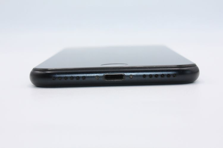 iPhoneSE ��3���� 64GB SIM�ե꡼ �ߥåɥʥ��� B���