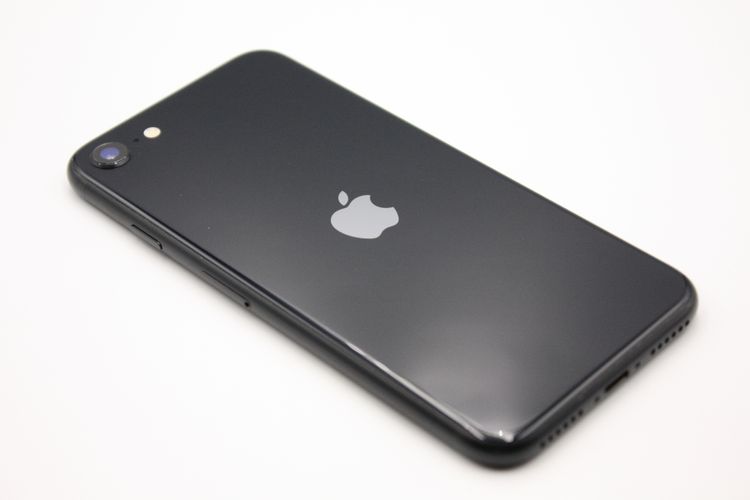 iPhoneSE ��3���� 64GB SIM�ե꡼ �ߥåɥʥ��� B���