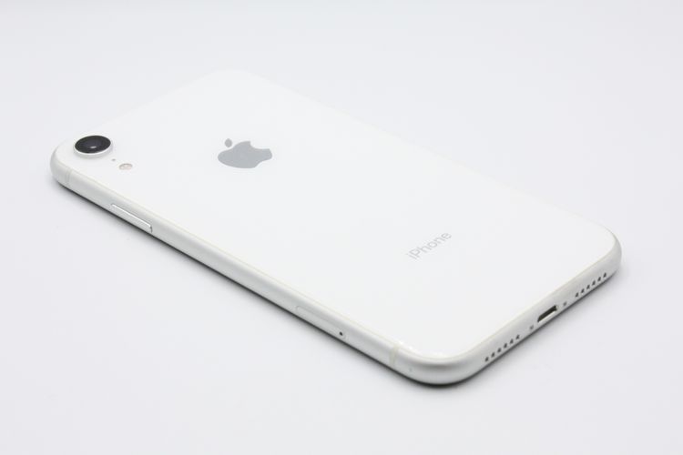 �������ò� iPhoneXR 64GB SIM���å�����Ѥ� �ۥ磻�� C���