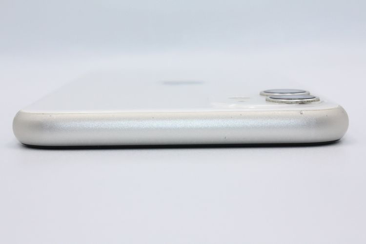 iPhone11 64GB SIM���å�����Ѥ� �ۥ磻�� B���