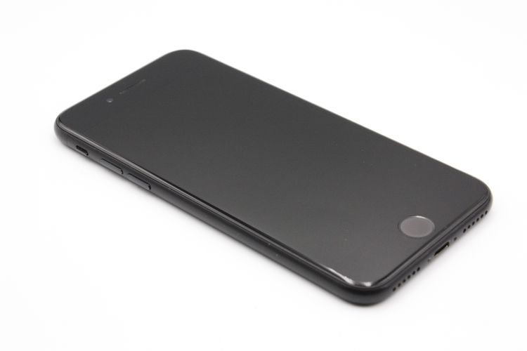 iPhoneSE ��2���� 64GB �֥�å� SIM���å�����Ѥ� B���
