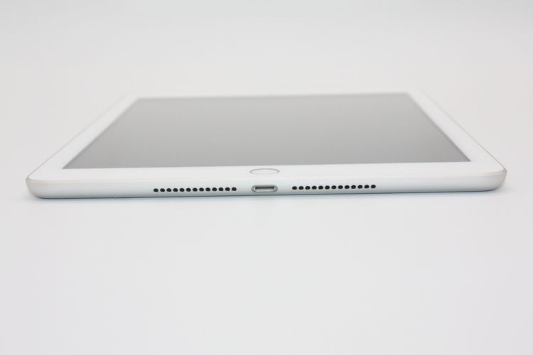 iPad ��5���� Wi-Fi+Cellular��ǥ� 32GB SIM���å�����Ѥ� A���