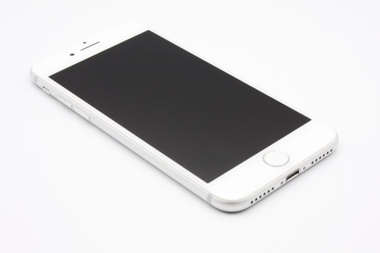 iPhone7 32GB SIM���å�����Ѥ� ����С� B���