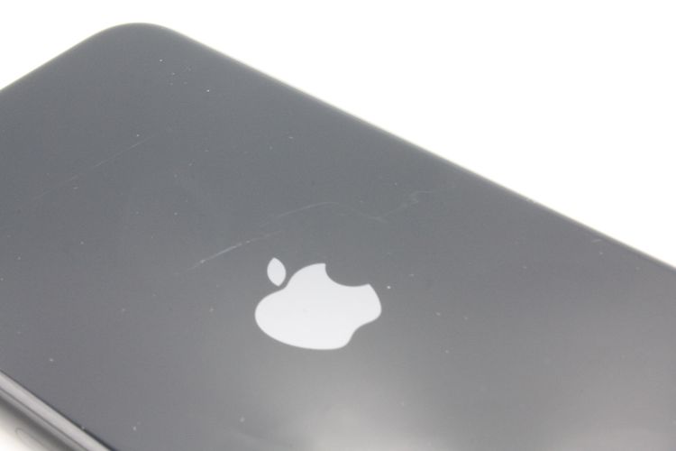 �Хåƥ꡼�����ɹ�(91%) iPhone SE ��3���� 64GB