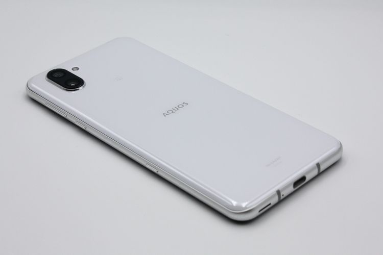 AQUOS R3 SHV44 SIM���å�����Ѥ� �ۥ磻�� B���