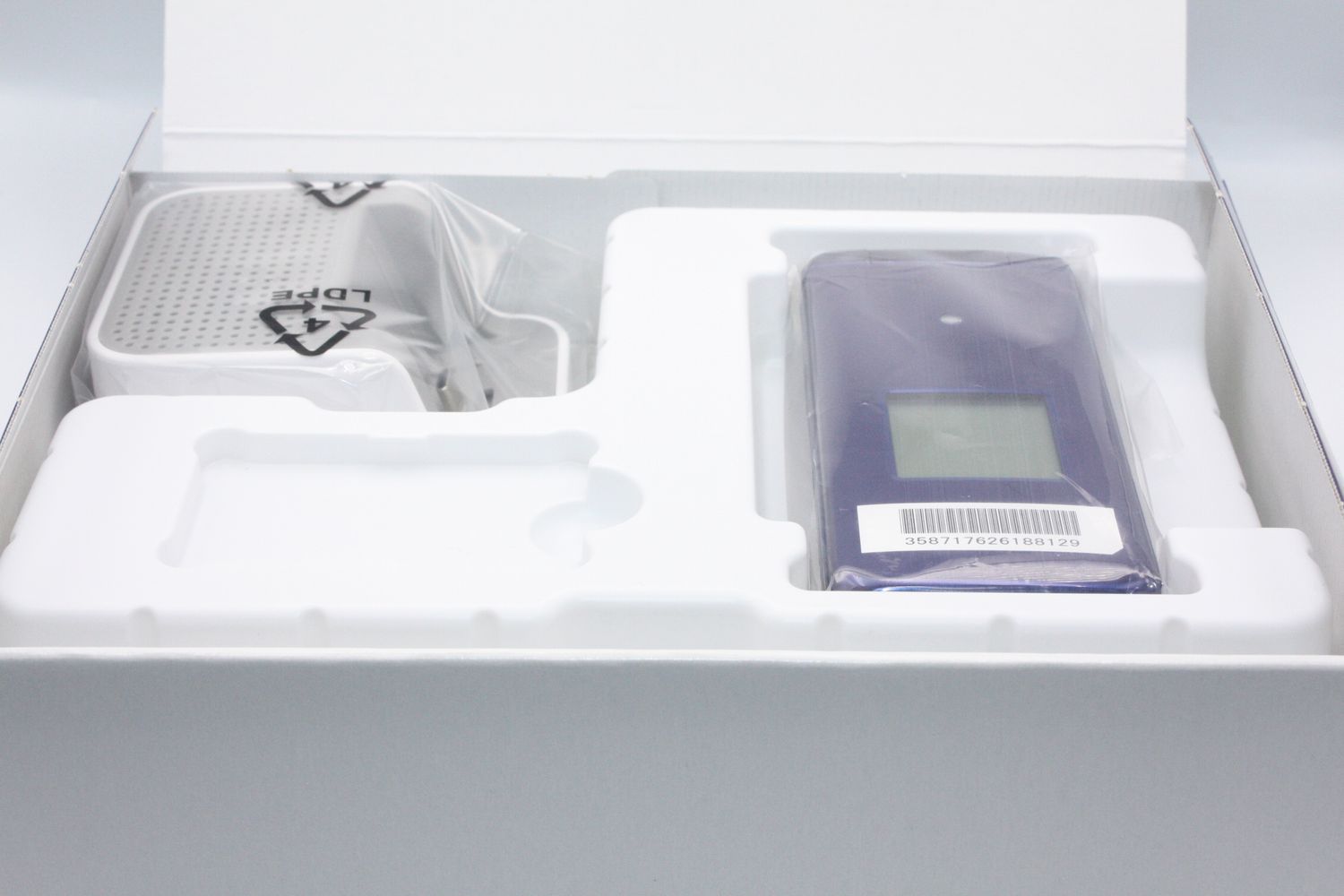 au かんたんケータイライト KYF43 ロイヤルブルー 純正SD付き 京セラ かんたんケータイ ライト KYF43 [ロイヤルブルー] 価格