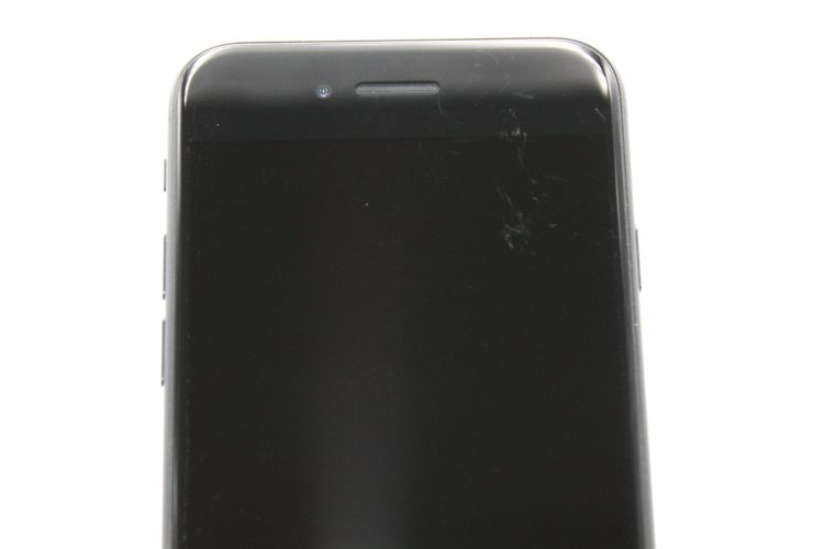 iPhoneSE ��2���� 64GB �֥�å� SIM���å�����Ѥ� C���