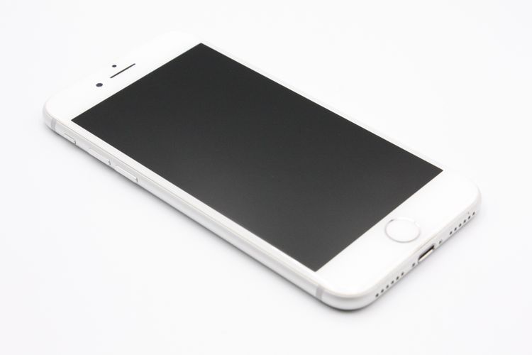 �������ò� iPhone7 32GB SIM���å�����Ѥ� ����С� B���