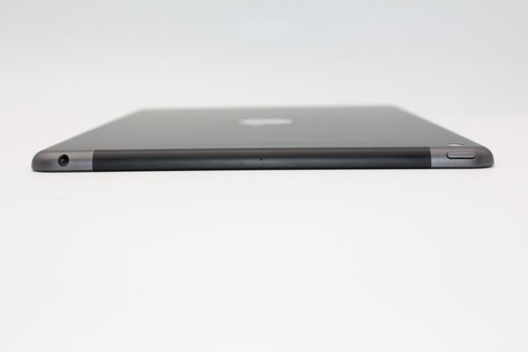 iPad ��7���� Wi-Fi+Cellular 32GB ���ڡ������쥤 B���