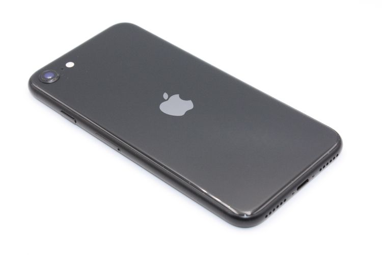 �Хåƥ꡼�����ɹ�(100%) iPhoneSE ��2���� 64GB �֥�å� B���