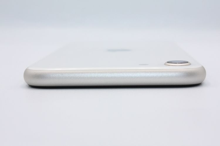 iPhoneSE ��3���� 64GB SIM�ե꡼ �������饤�� C���